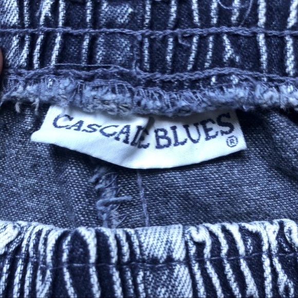 Vintage 1980’s cascade blues high waisted acid wash jeans. Size 6 short - Picture 7 of 11